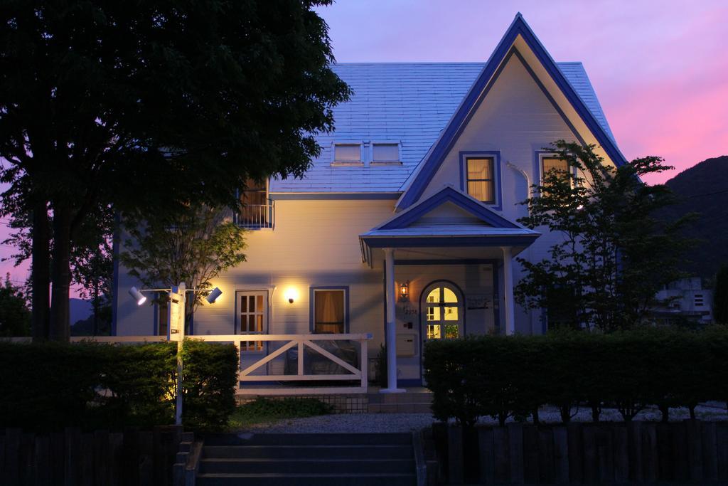 Weekend Shuffle Hotel Fujikawaguchiko Bagian luar foto