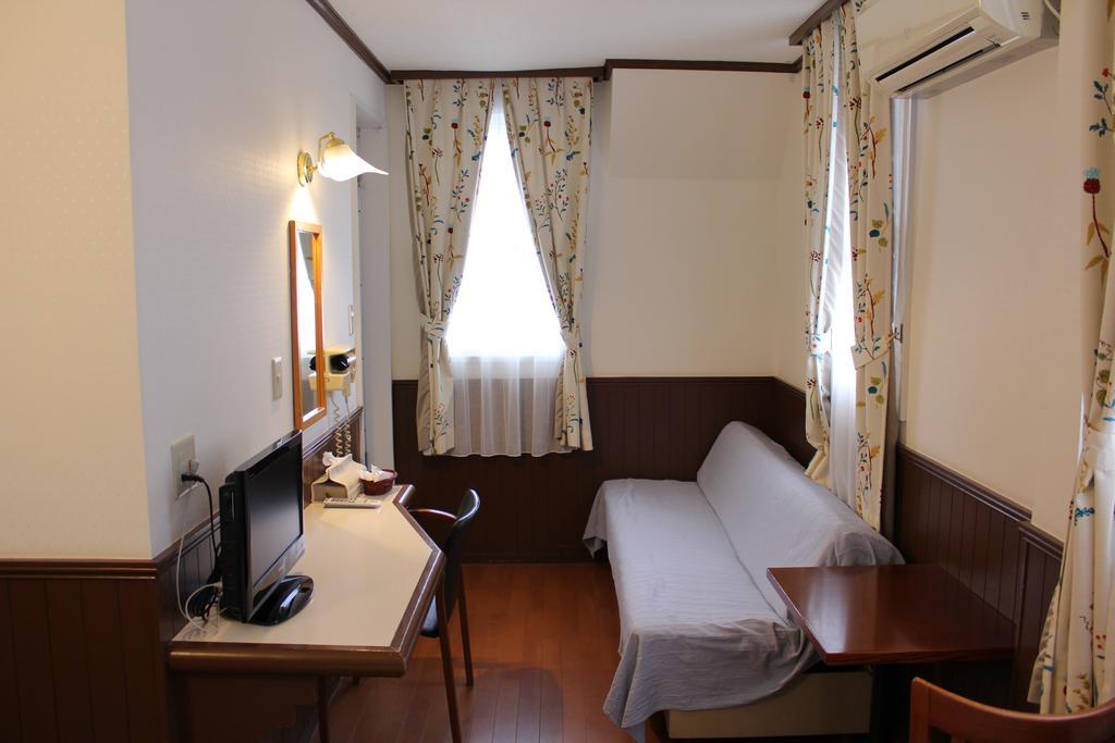 Weekend Shuffle Hotel Fujikawaguchiko Bagian luar foto