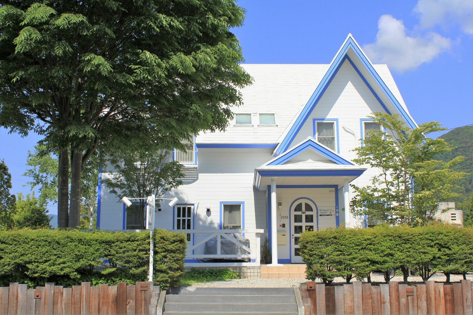 Weekend Shuffle Hotel Fujikawaguchiko Bagian luar foto
